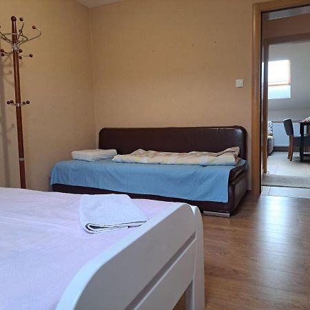 Apartman Avram Kotor Varos Exterior foto