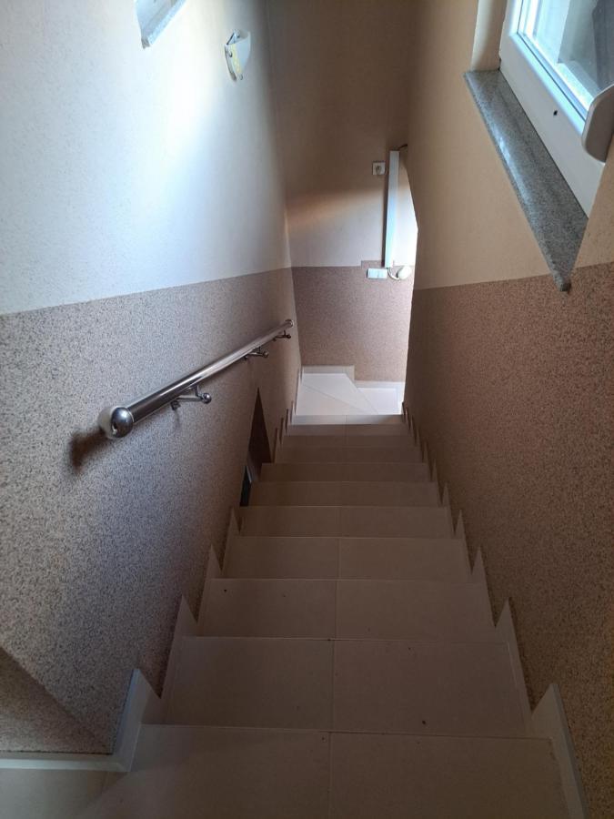 Apartman Avram Kotor Varos Exterior foto