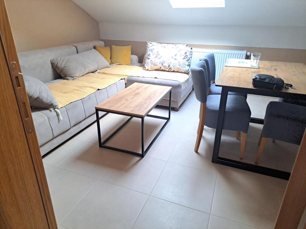 Apartman Avram Kotor Varos Exterior foto